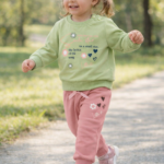 Kislány melegítő együttes